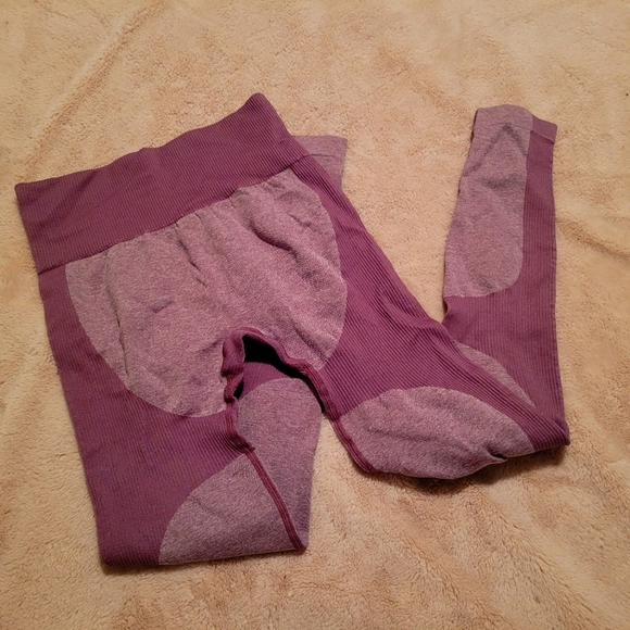 Amazon "Heart Booty" Purple Leggings - Picture 2 of 6